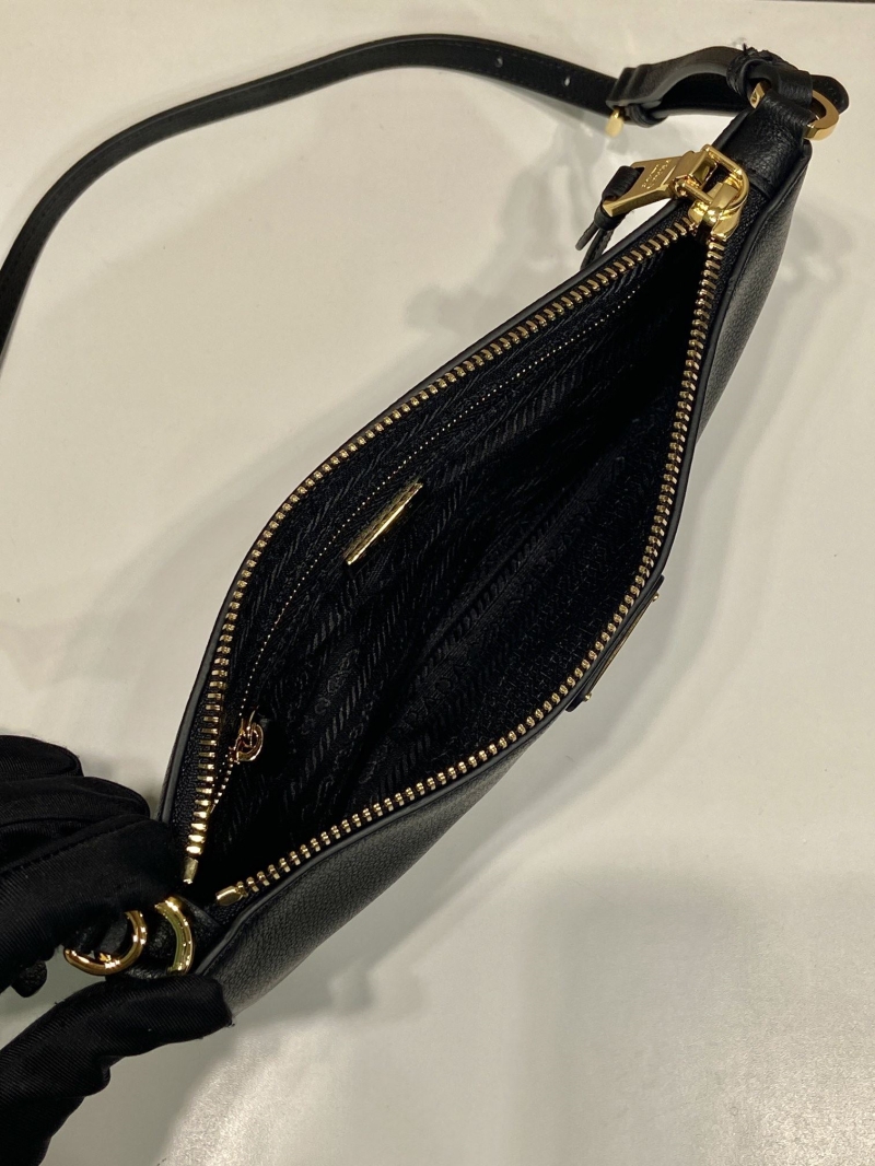 Pra*a satchel bags